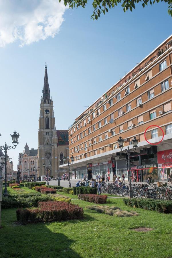 Old Town Square Apartment Novi Sad Esterno foto